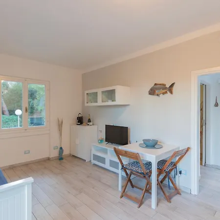 Pino By Elbasummer Apartamento *